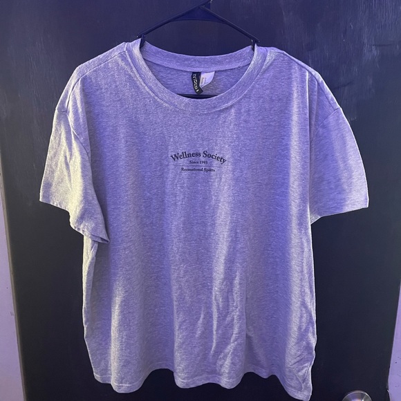 h&m wellness society baby tee - Picture 2 of 6